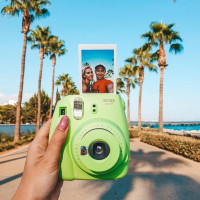 Фотокамера для моментальных снимков INSTAX mini 9 (Fla Pink)