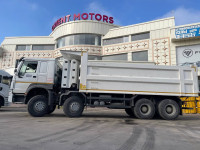 Самосвал Howo 8x4 CNG метан газли